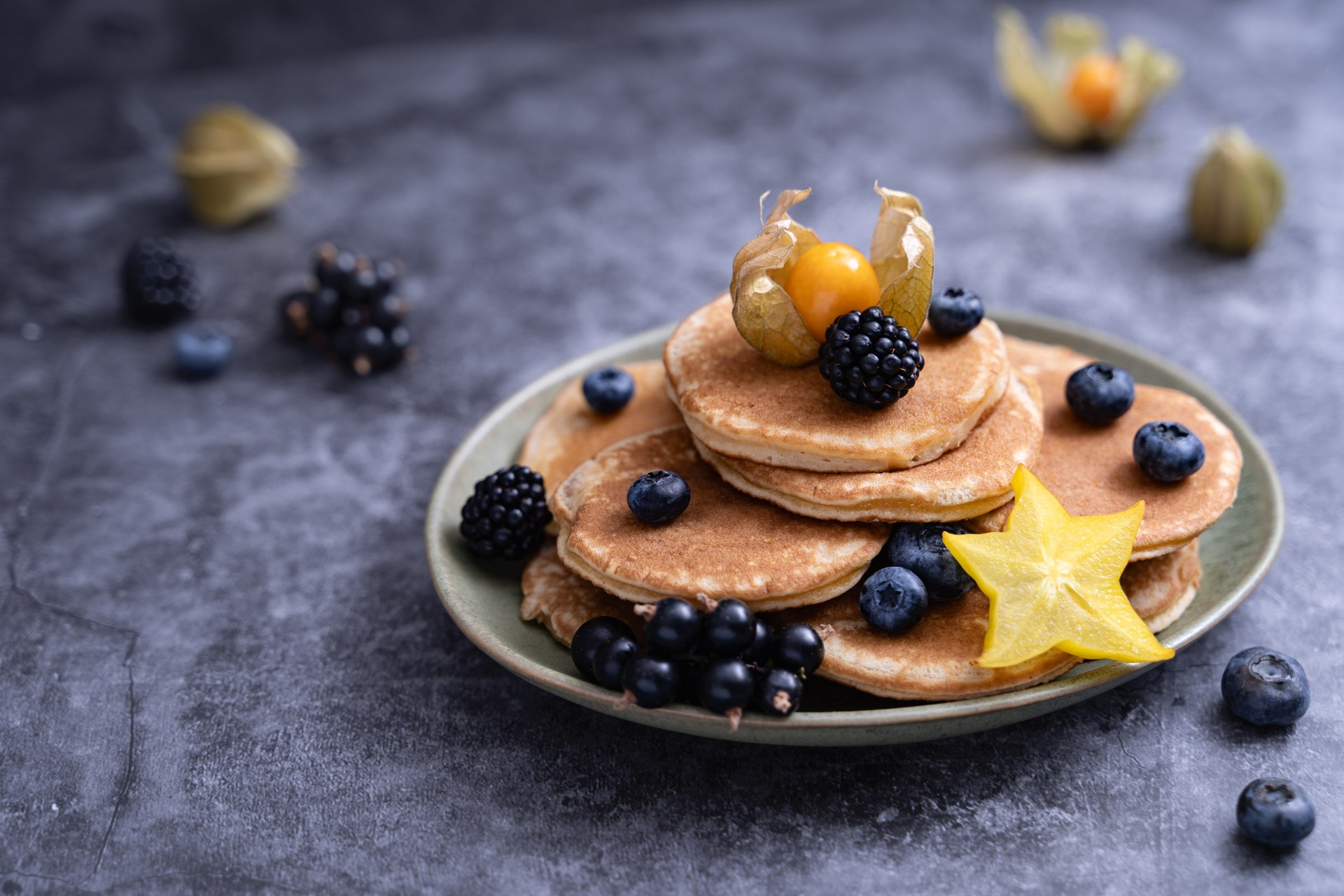 Editorial food photography — Pancakes & Berries cluster
