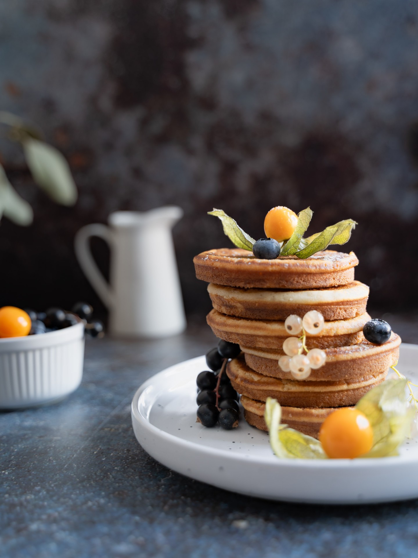 Editorial food photography — Pancakes & Berries cluster