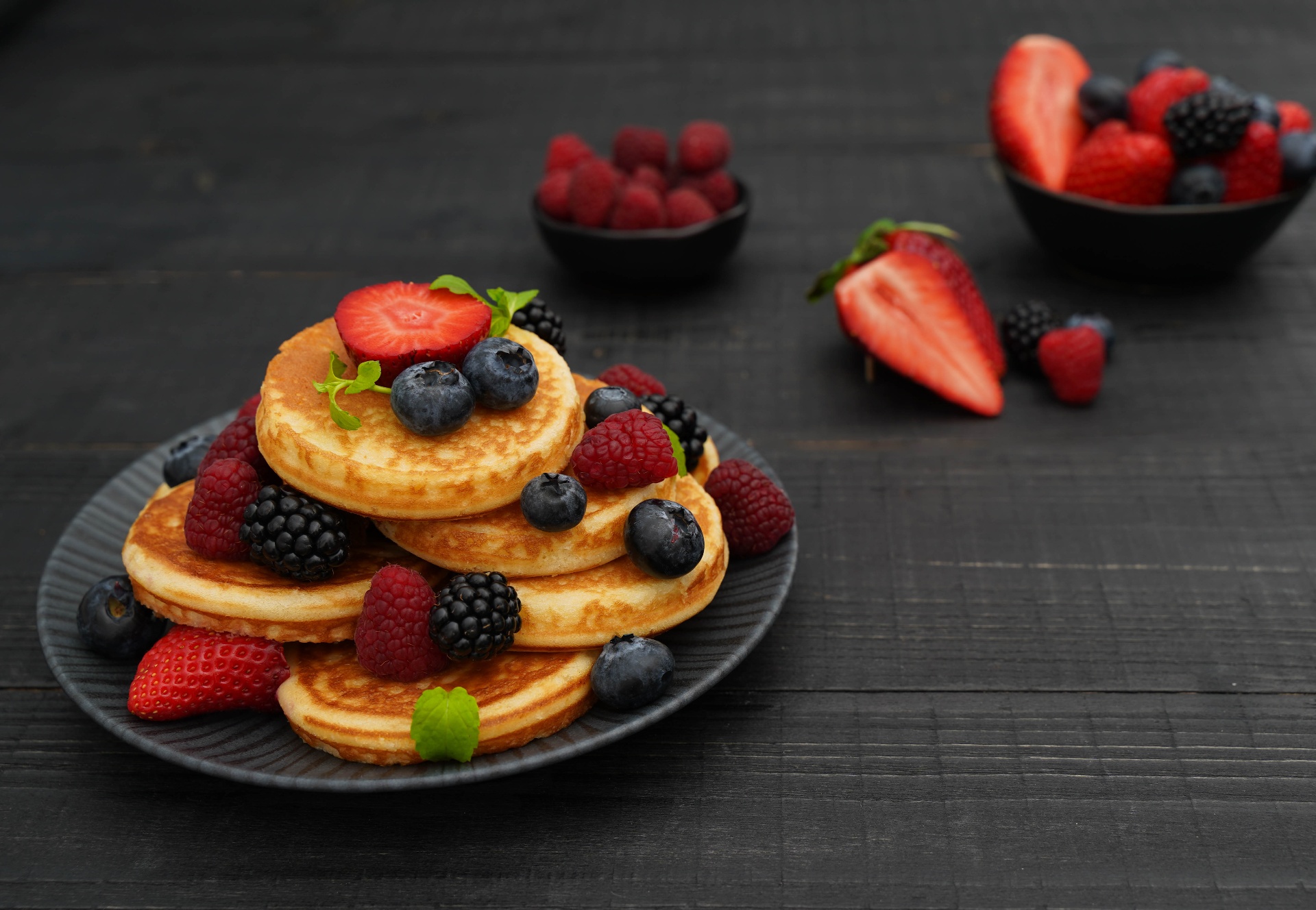Editorial food photography — Pancakes & Berries cluster