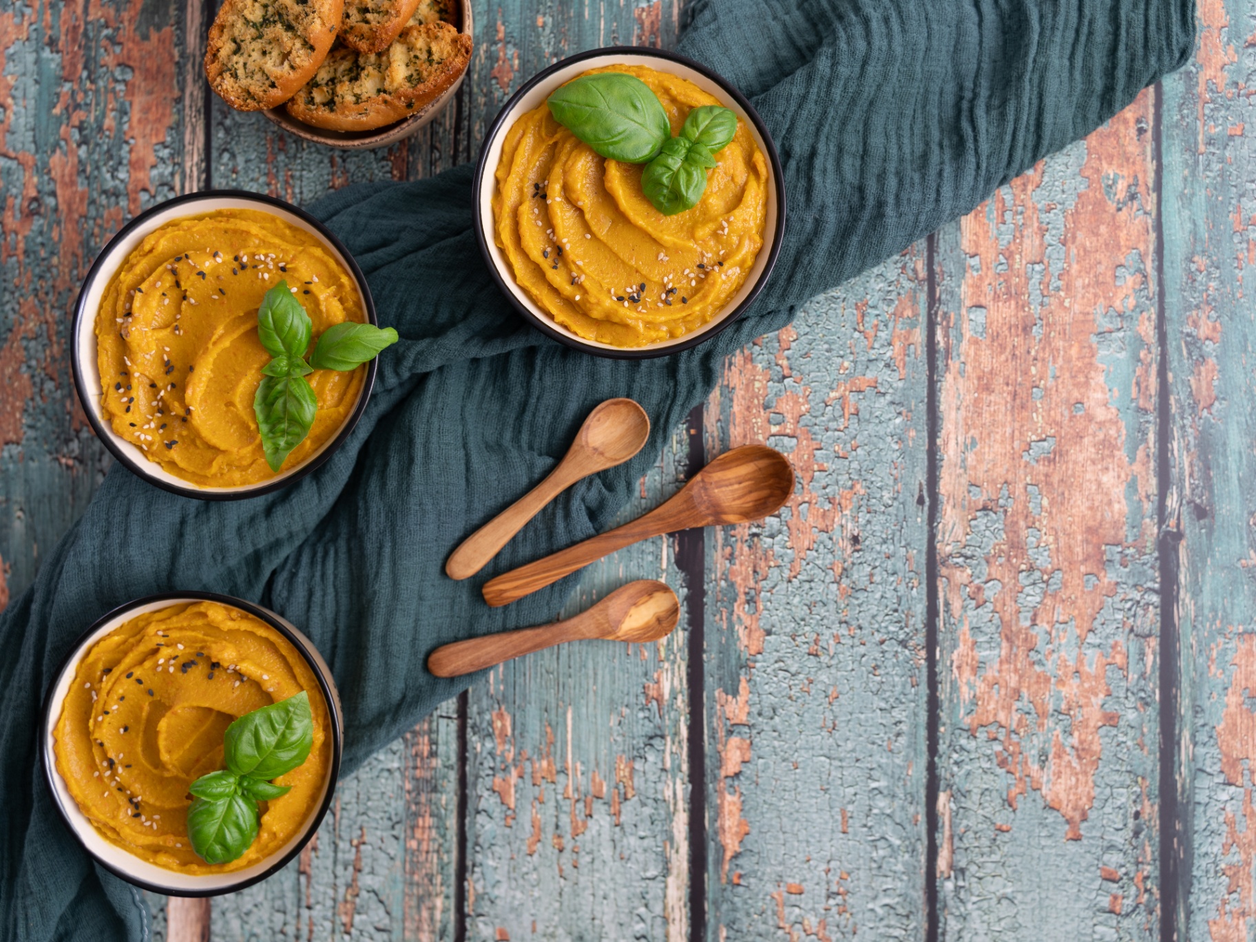 Pumpkin puree in bowls — Green Kitchen