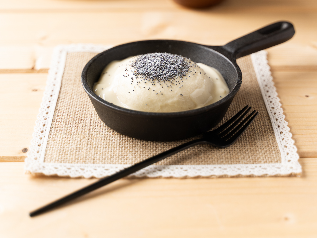 Poppy seed dumpling in skillet — Poppy Seed Dumplings