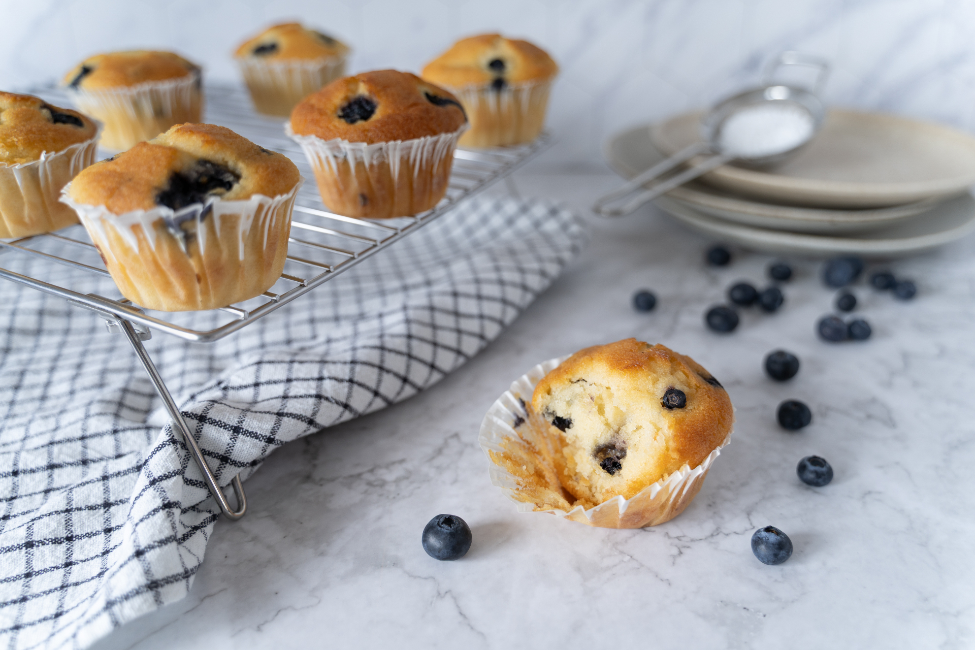 Muffins on wire rack — Bakery Notes